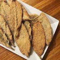 Porção peixinho frito. 350&nbsp;ML